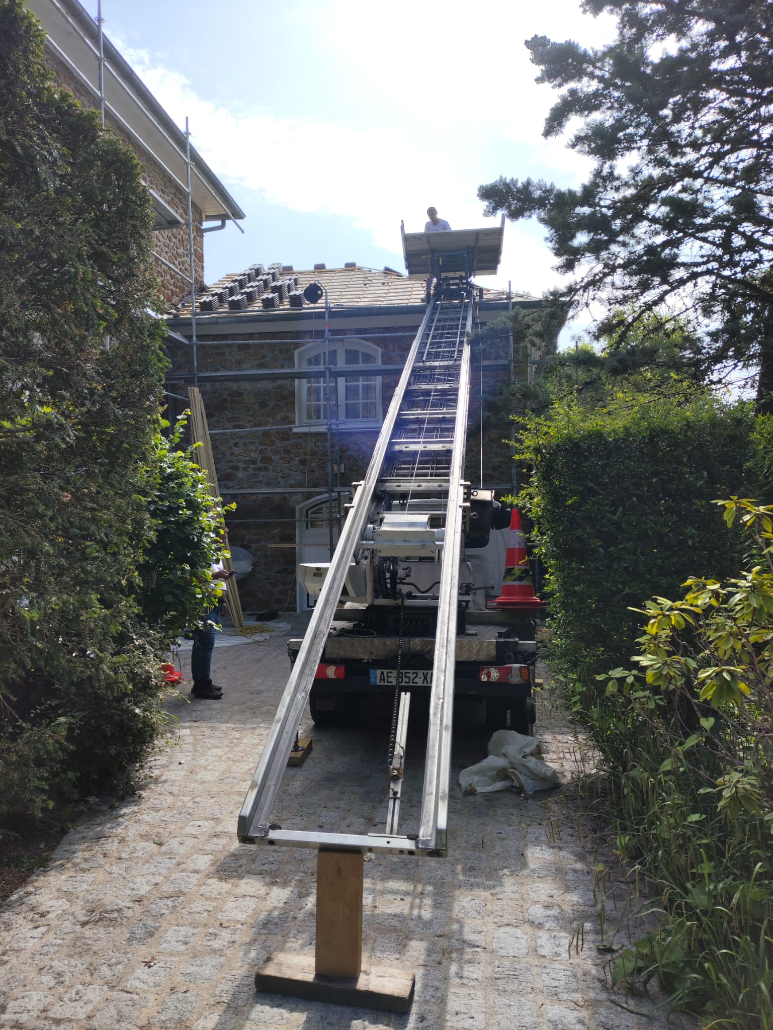 M. MONTE TOUT - service3